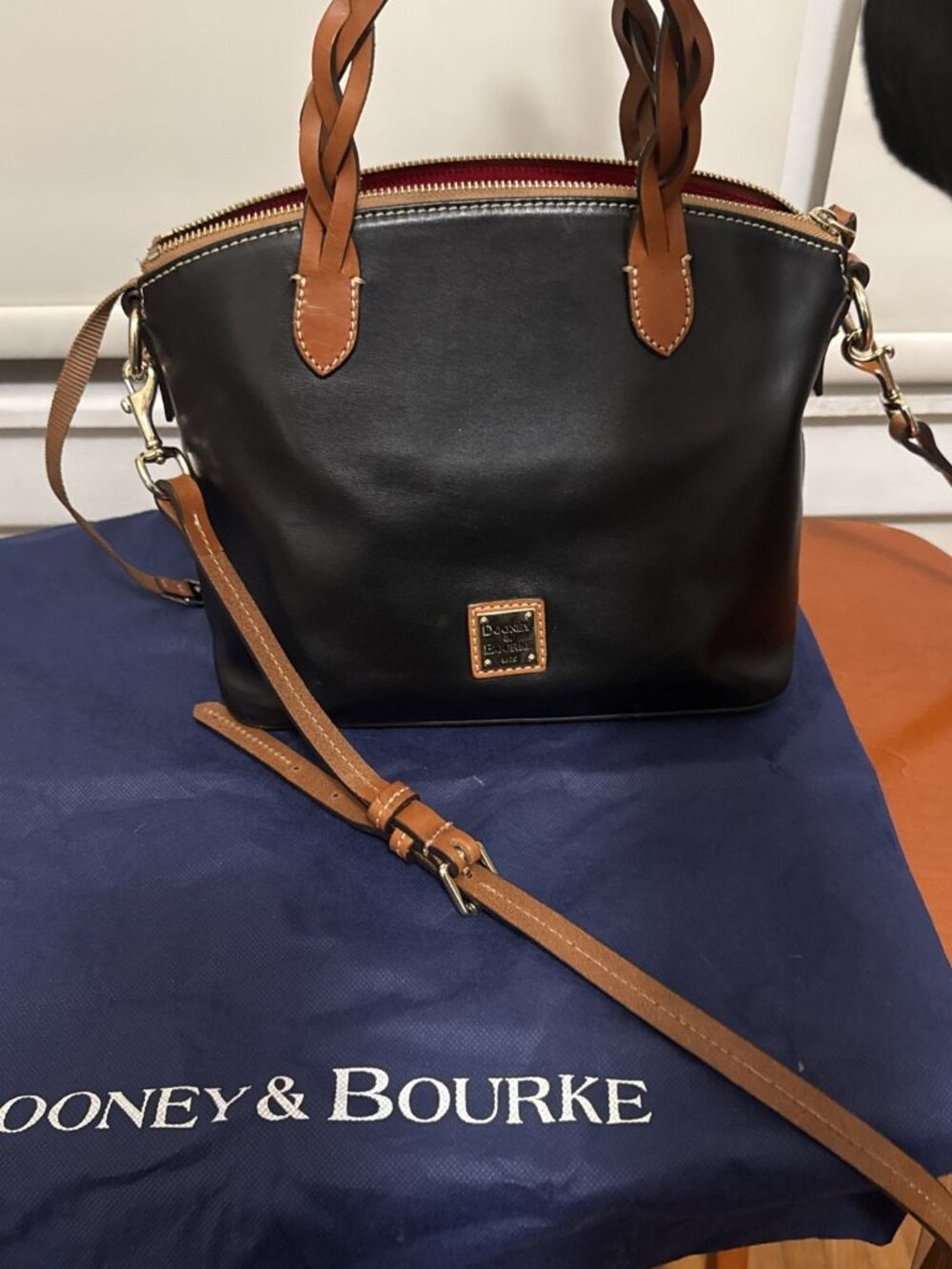 Dooney Bourke Wexford Heidi Smooth Leather Satchel Black Nice W/ Dust Bag